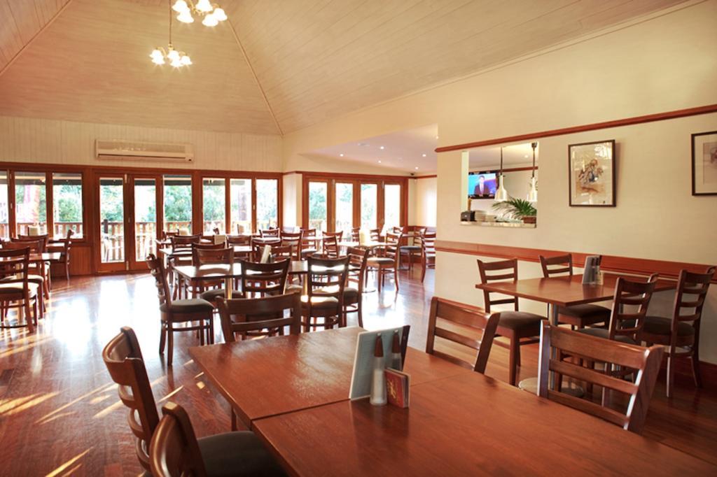 Maleny Hotel Екстериор снимка