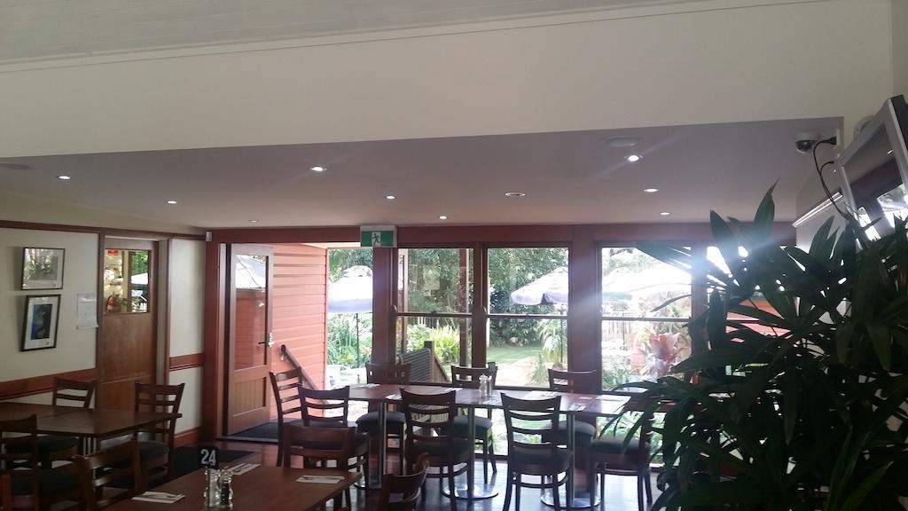 Maleny Hotel Екстериор снимка