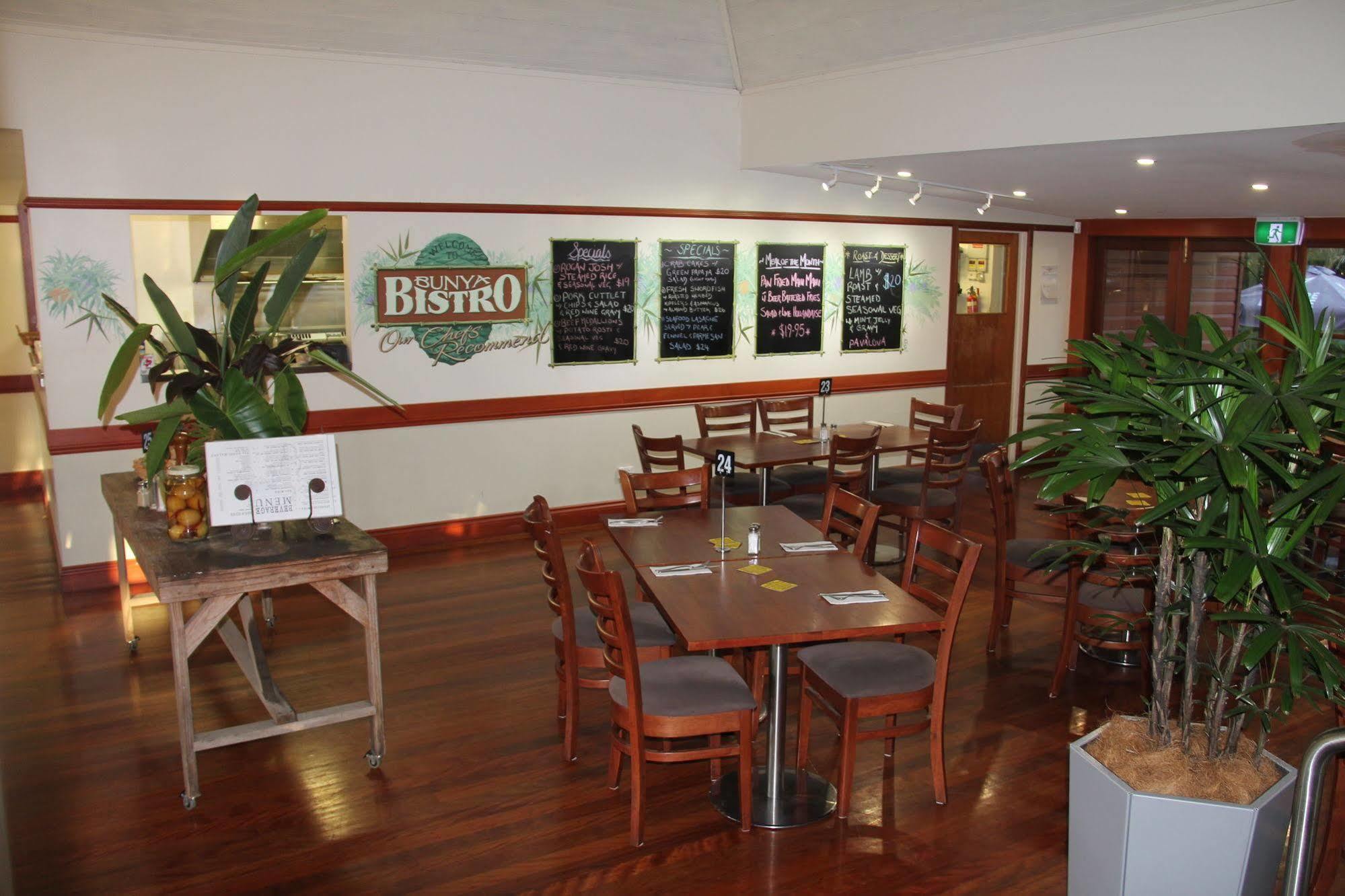 Maleny Hotel Екстериор снимка